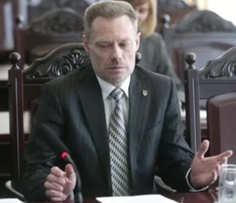 Усатов Дмитро Дмитрович