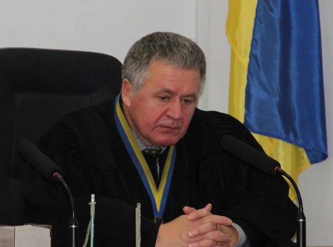 Дисциплінарна палата ВРП відмовилась звільняти суддю Геннадія Салая, який дозволив прослуховувати Павла Вовка