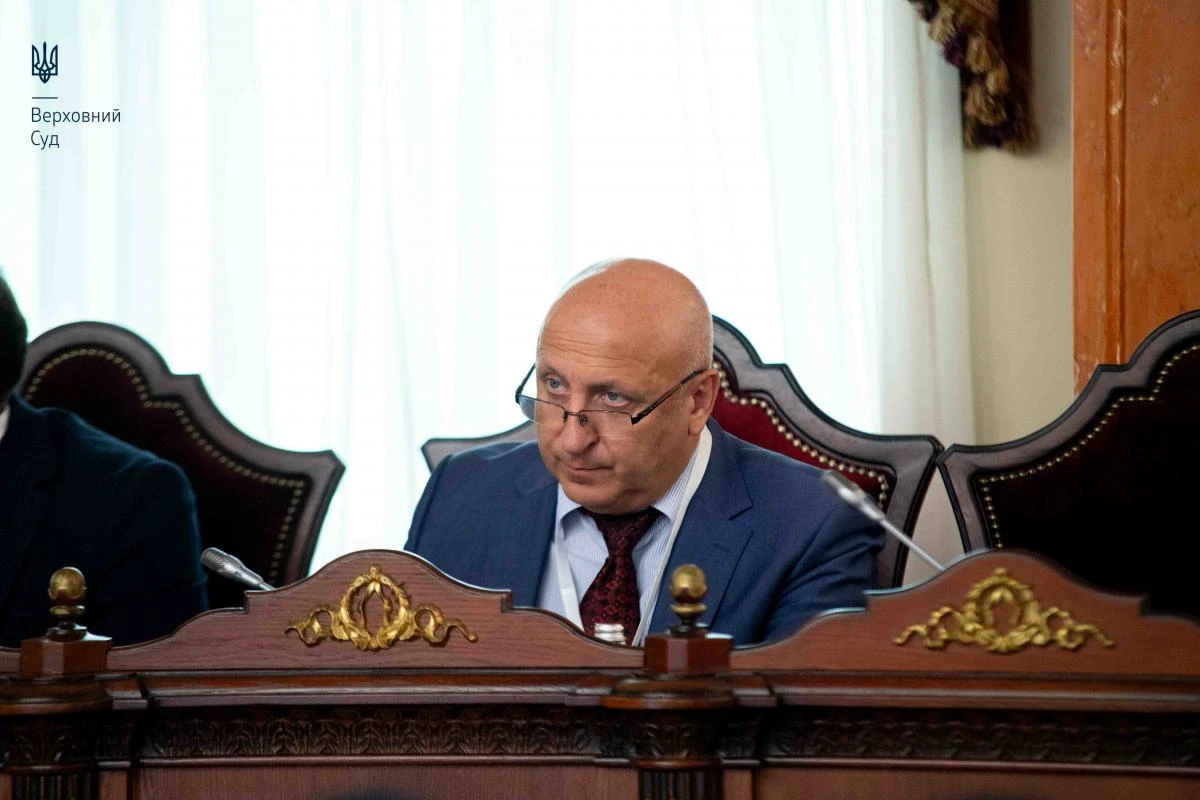 Підтримка працівників апаратів судів: результати дослідження та рекомендації