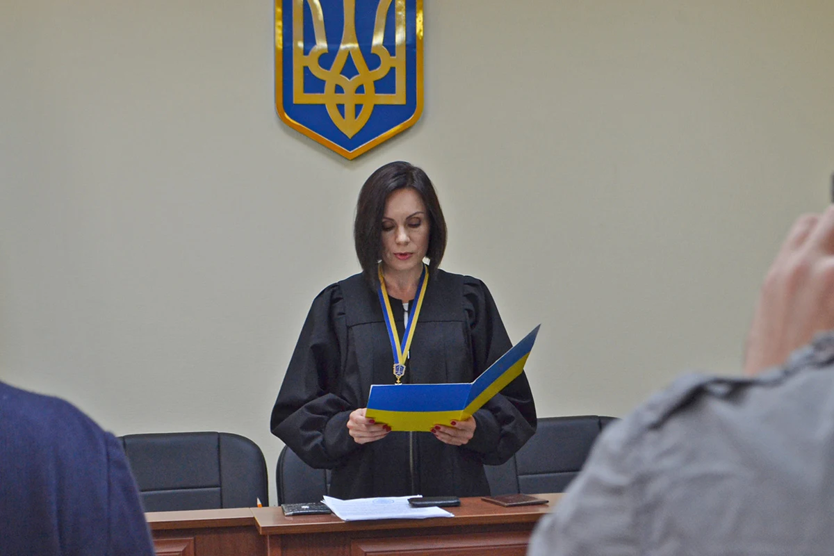 ВРП звільнила Мазур Альону суддю Окружного адміністративного суду міста Києва за вчинення істотного дисциплінарного проступку