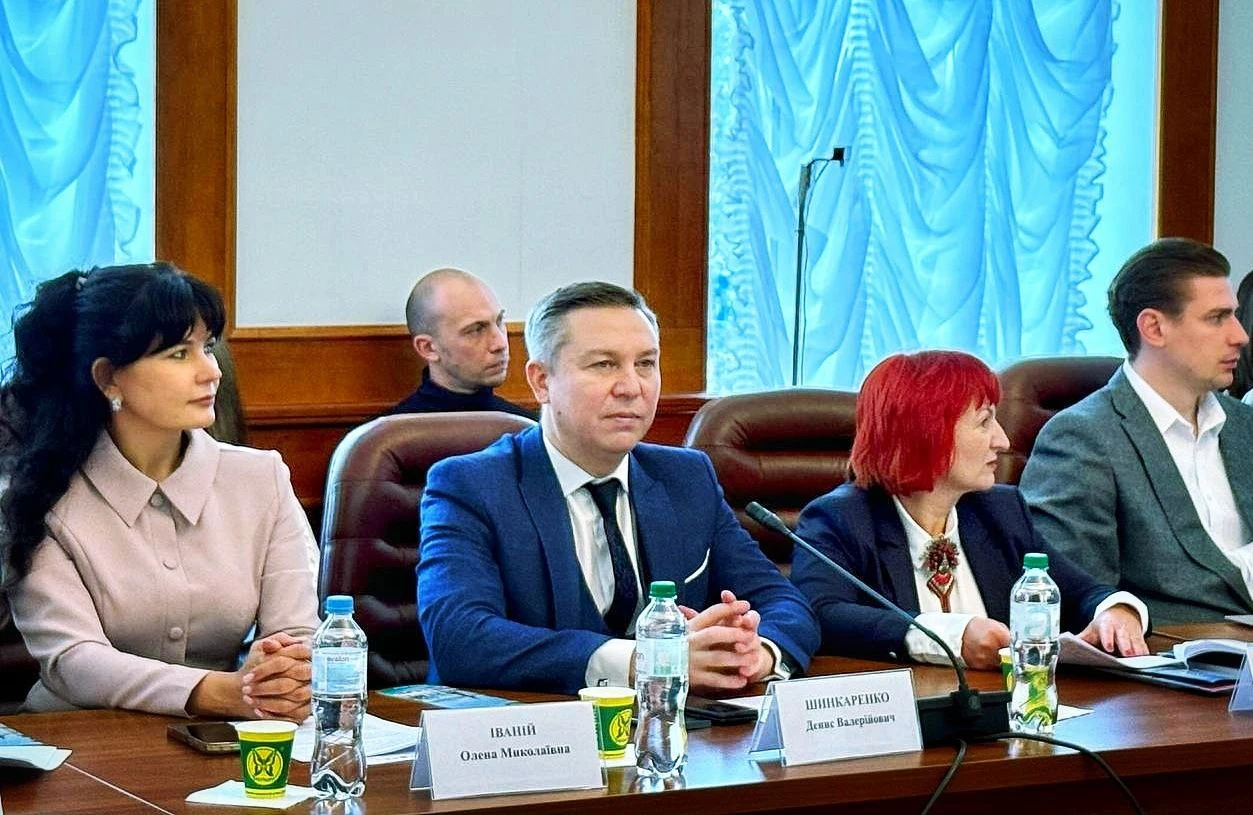 Формуємо лідерів змін: презентація проєкту “СПІЛЬНОТА” на студентському саміті